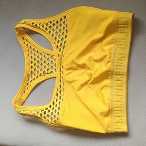 PINK Victoria's Secret Ultimate Unlined Sports Bra Size S-DD